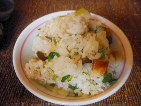 小松菜とナスとちくわの混ぜご飯